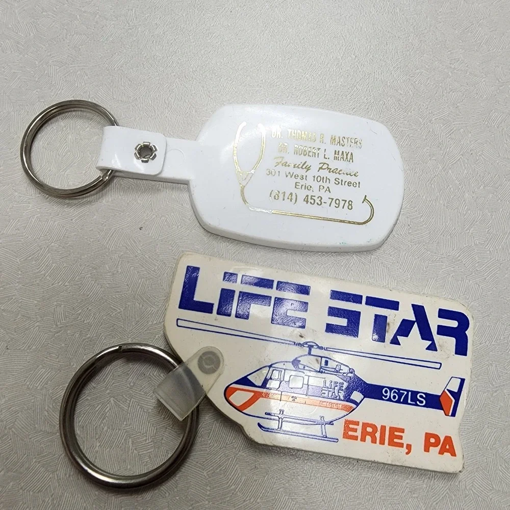 Vtg Keychain Lot Of 11 Erie, Pennsylvania Keychains Advertisement Car Grooming
